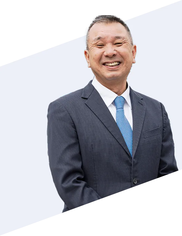 写真：代表取締役社長 益岡幹和